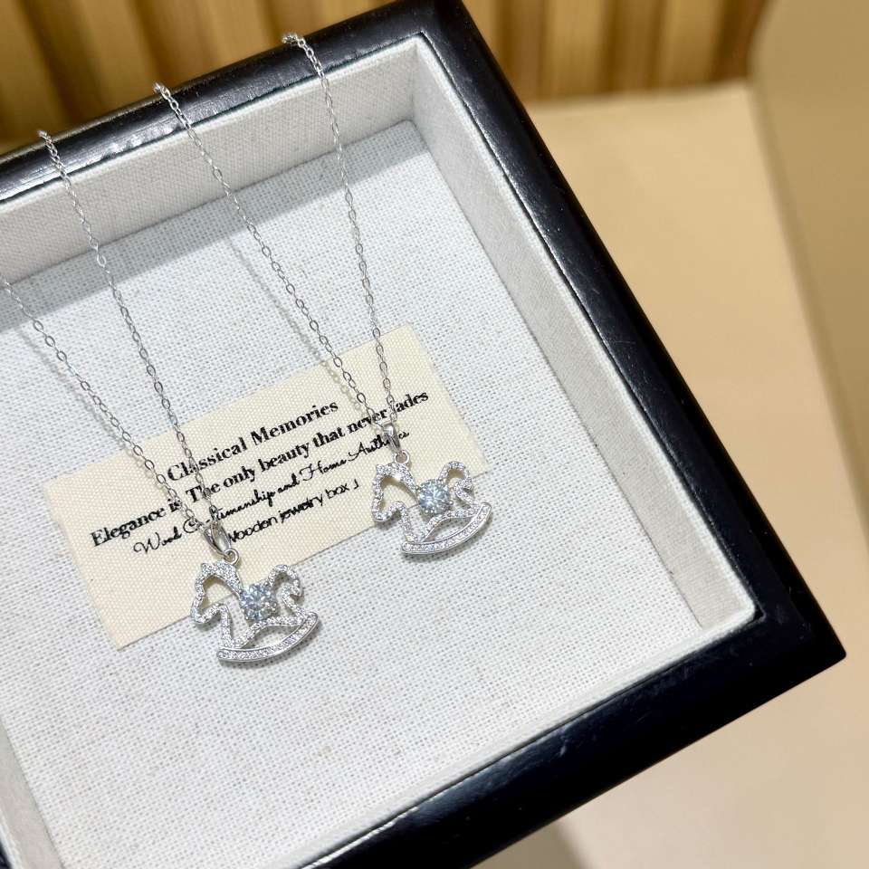 MOISSANITE CAROUSEL HORSE NECKLACE