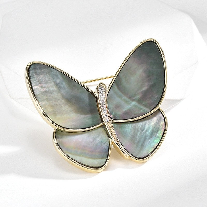 GRAY SHELL BUTTERFLY BROOCH