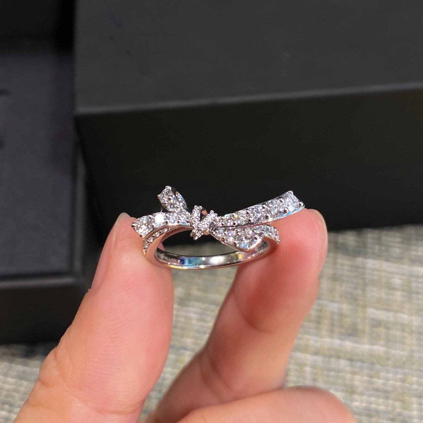 SCULPTED BOW ZIRCONIA RING