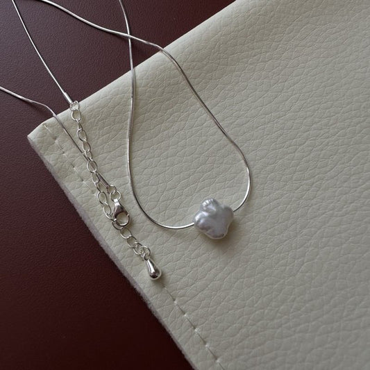 BAROQUE PEARL PENDANT NECKLACE