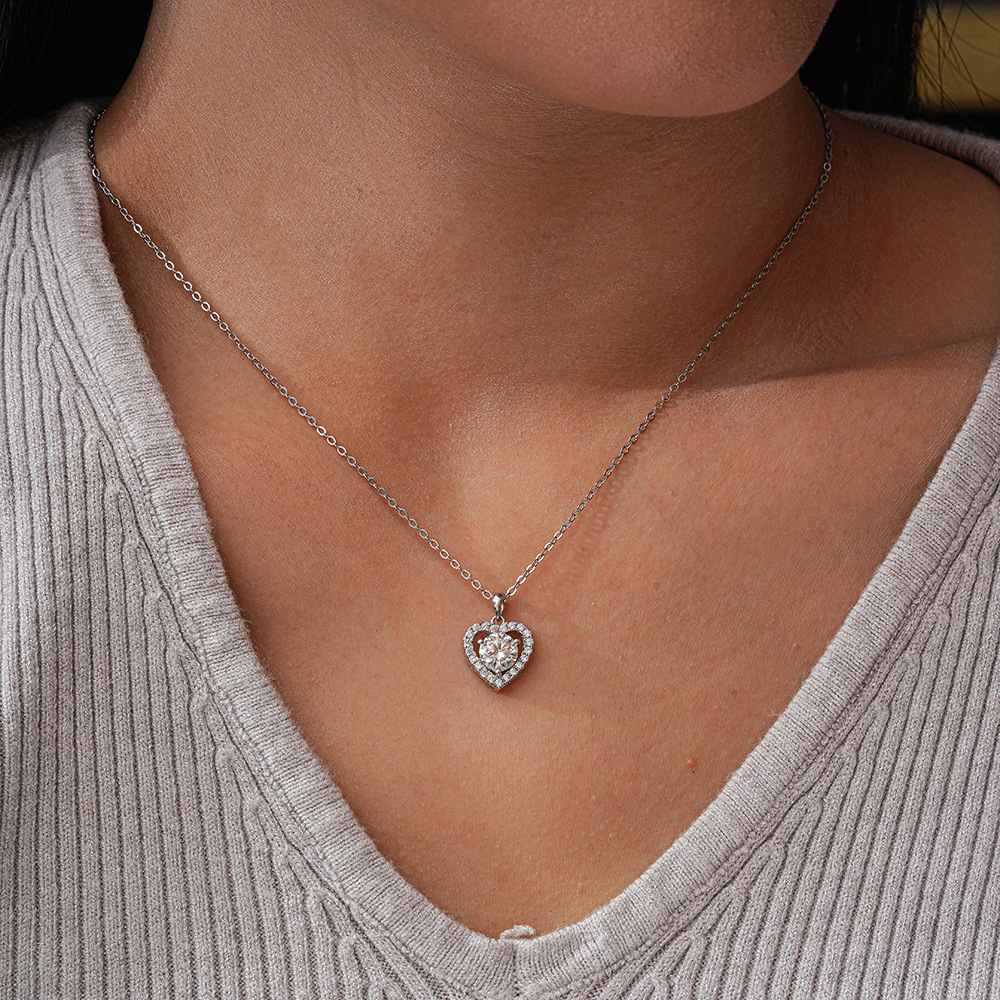 HEARTLIGHT SOLITAIRE NECKLACE