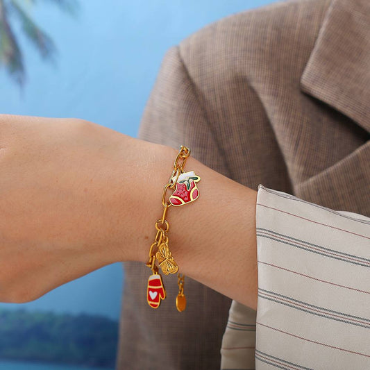 CHRISTMAS BOOT PENDANT BRACELET