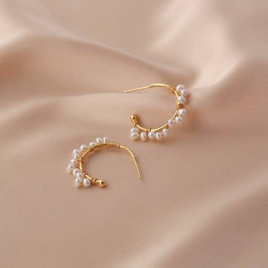 PEARL C-HOOP EARRINGS