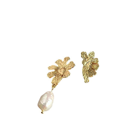 Asymmetric Pearl Earrings