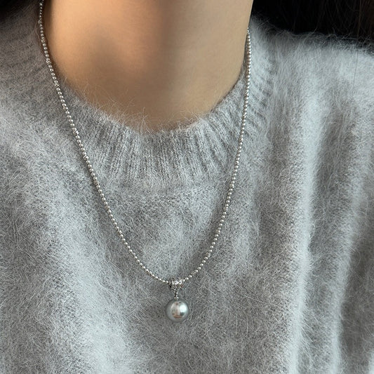 AKOYA-STYLE ROUND FAUX PEARL PENDANT NECKLACE