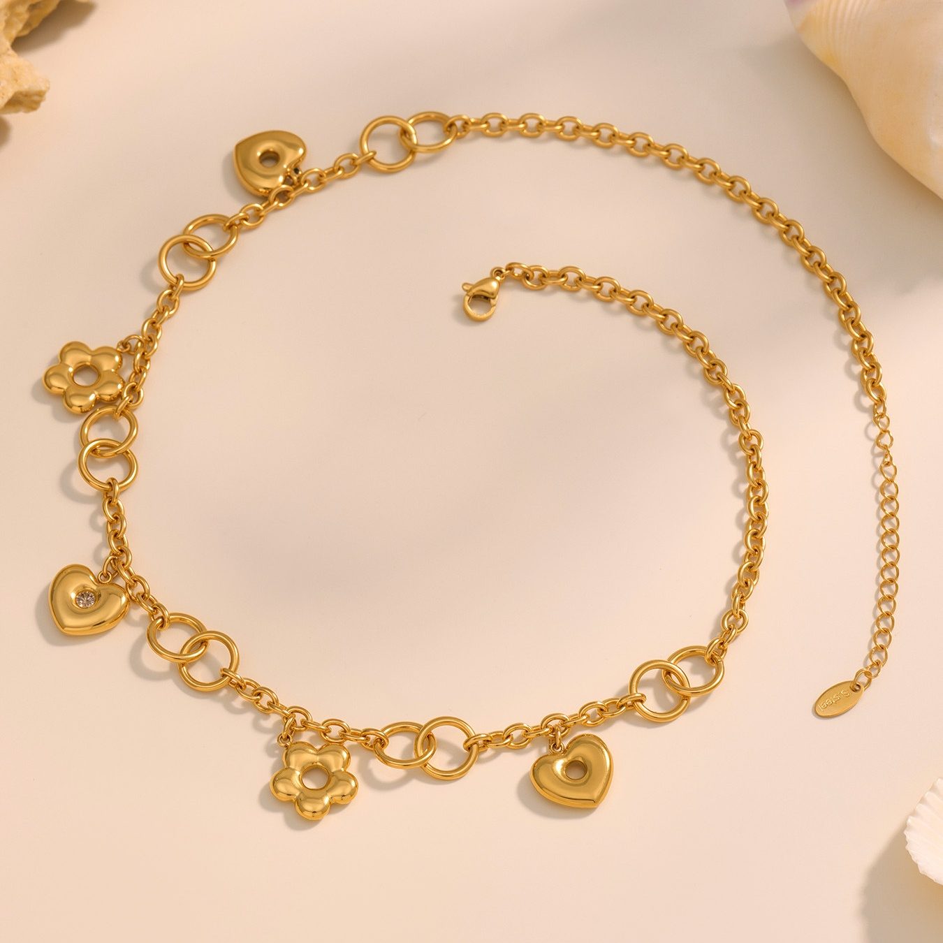 HEART & BLOOM PENDANT NECKLACE