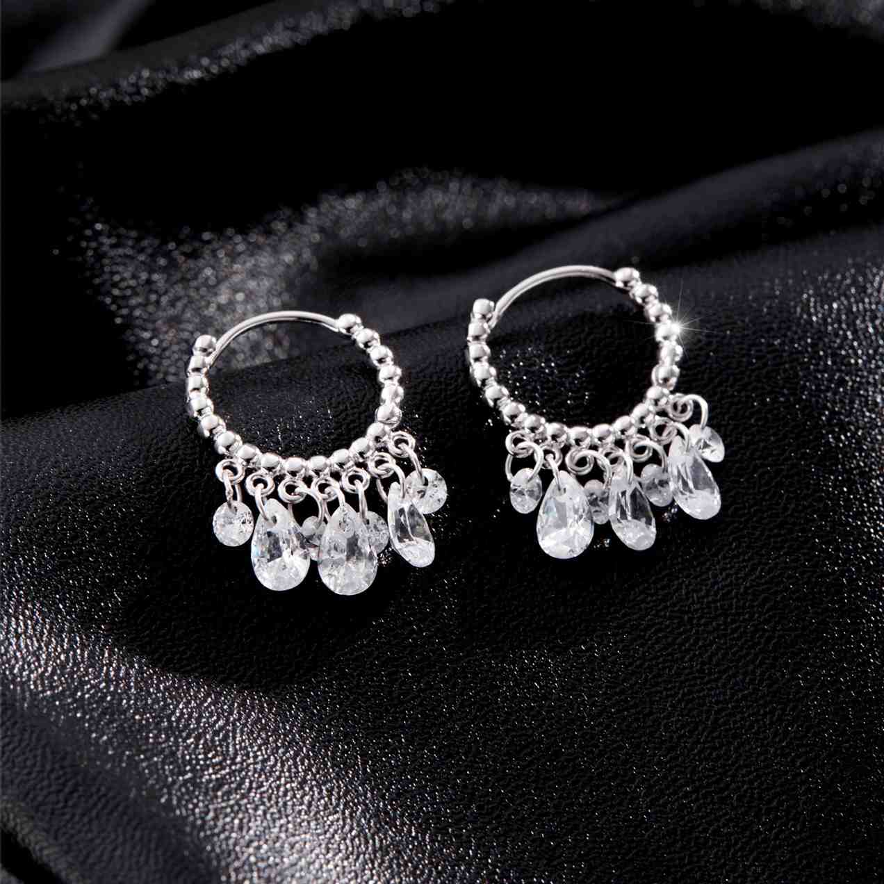 TEARDROP TASSEL EAR CUFF