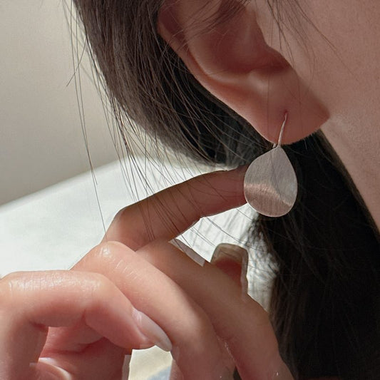 BRUSHED FALLEN LEAF EARRINGS