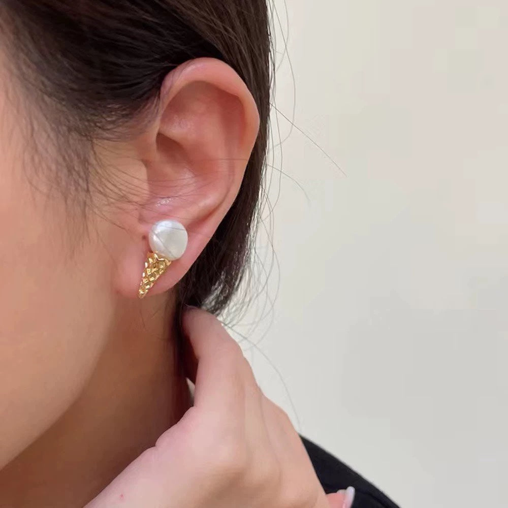 ICE CREAM CONE PEARL STUD EARRINGS