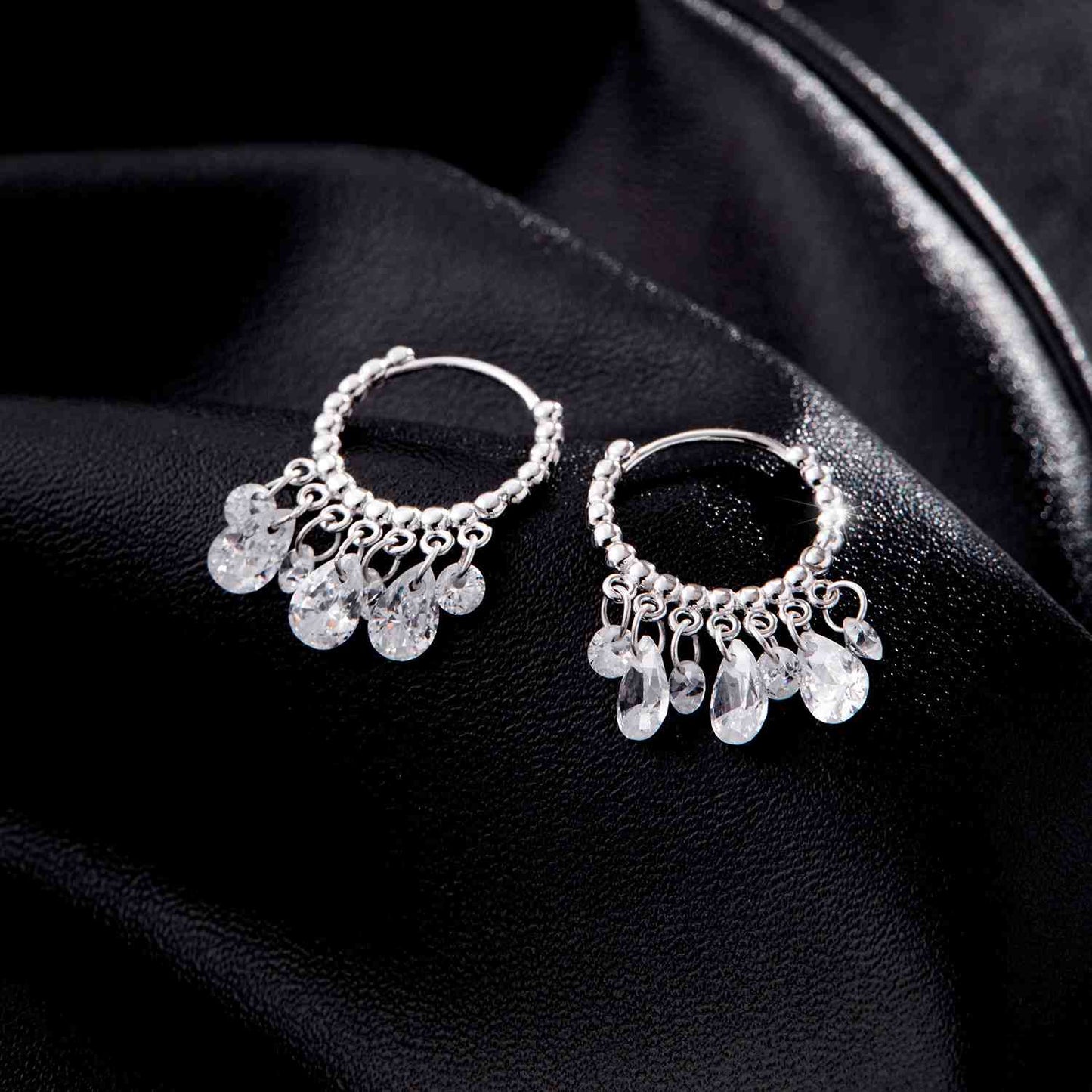 TEARDROP TASSEL EAR CUFF