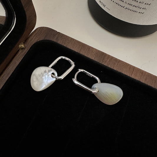 IRREGULAR WHITE SHELL EARRINGS