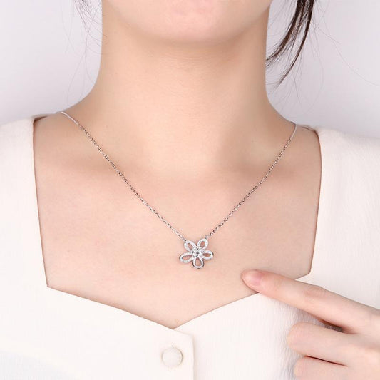 Petal-shaped Moissanite Pendant Necklace in S925 Sterling Silver