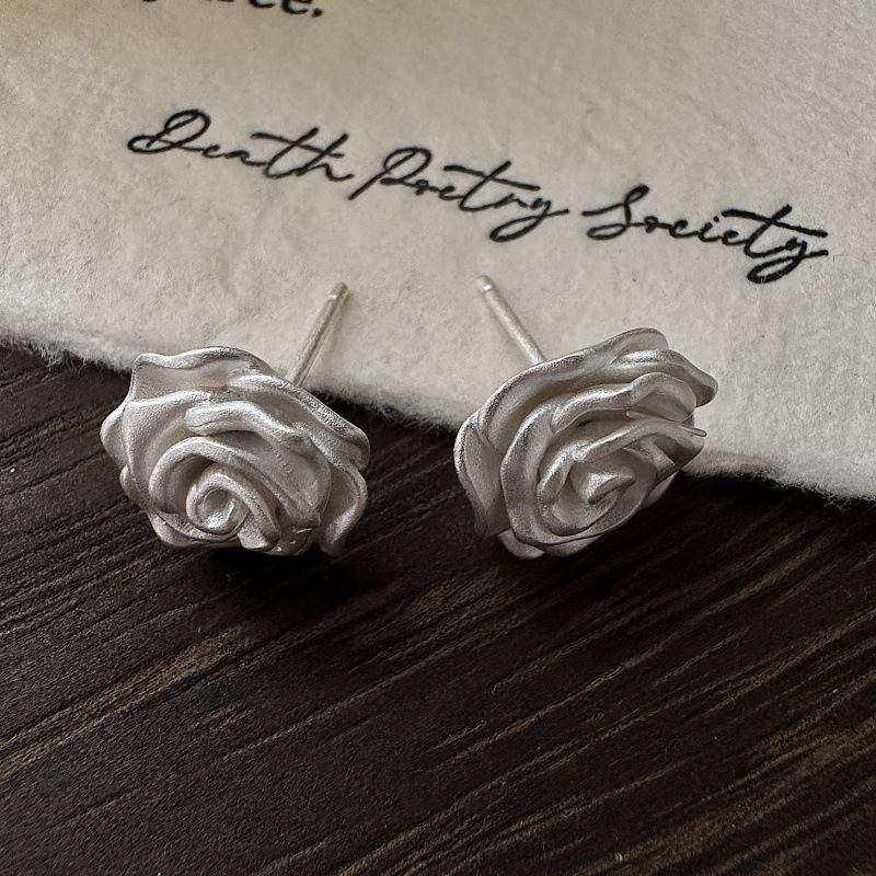 MATTE ROSE EARRINGS