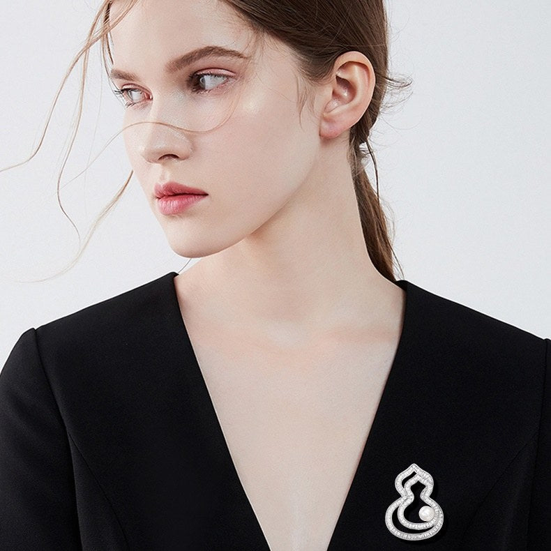 DOUBLE-LAYER GOURD BROOCH