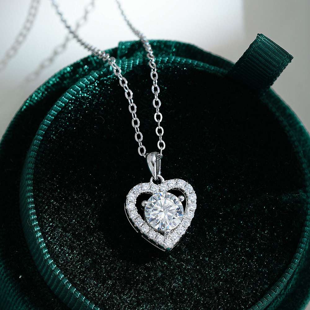 HEARTLIGHT SOLITAIRE NECKLACE