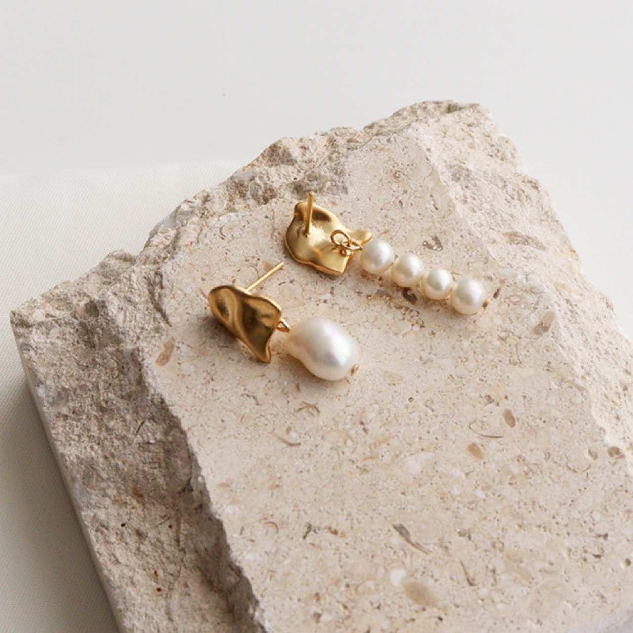 ASYMMETRICAL BAROQUE RICE PEARL EARRINGS