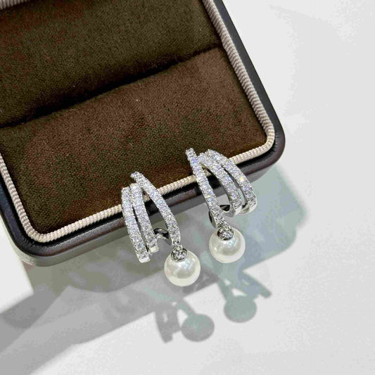 ZIRCON STREAMLINE PEARL EARRINGS