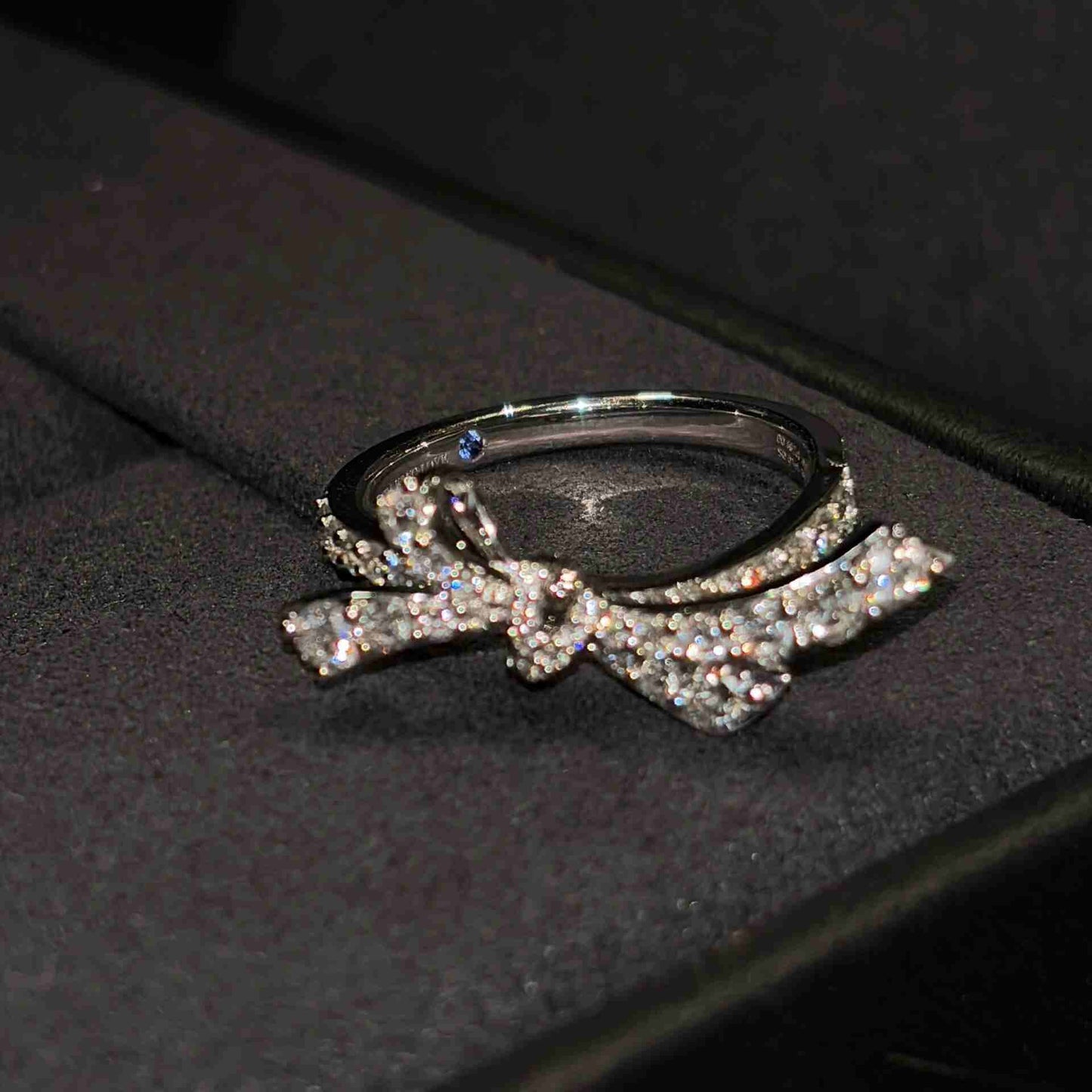 SCULPTED BOW ZIRCONIA RING