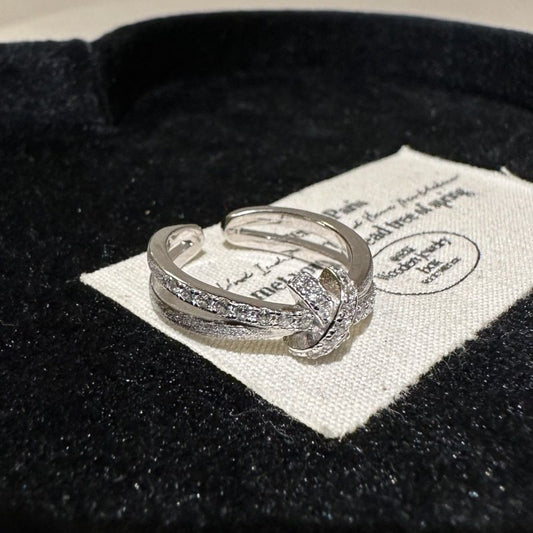 INTERLOCKED DOUBLE X RING