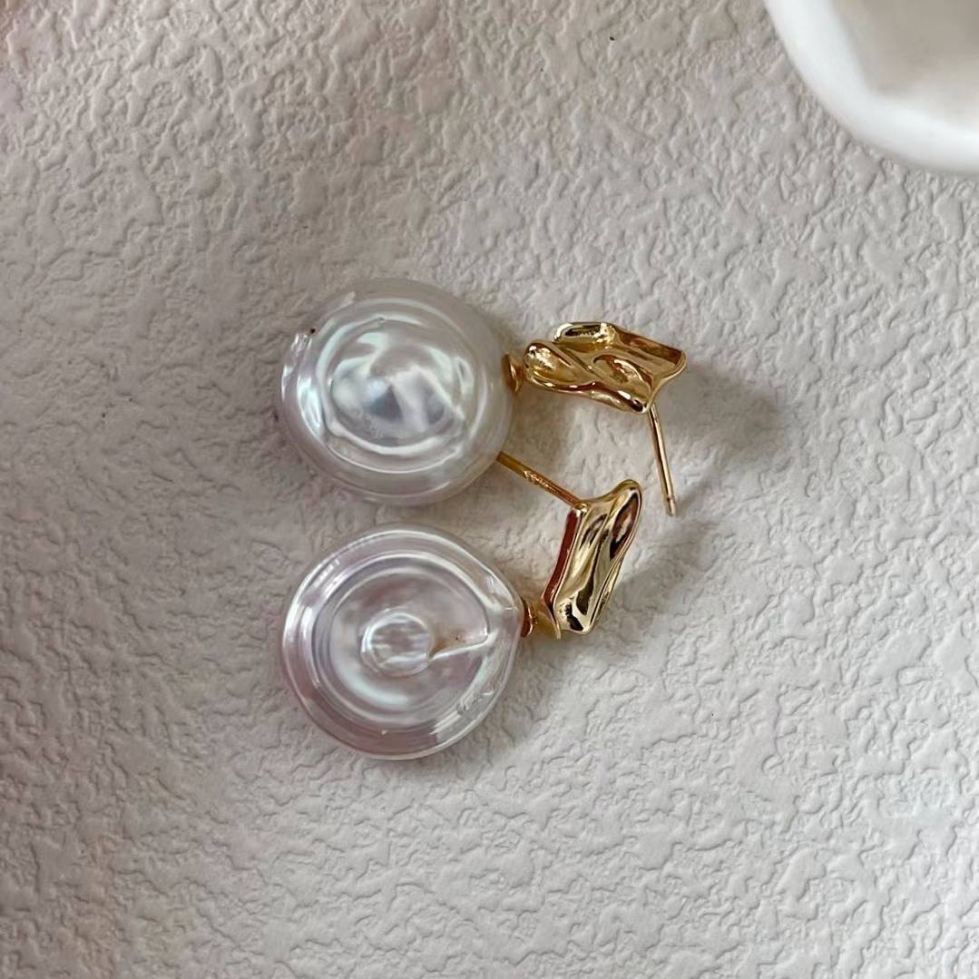 GOLDEN REVERIE BAROQUE PEARL EARRINGS